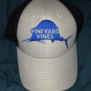 Vineyard Vines SnapBack Trucker Hat- Brand New